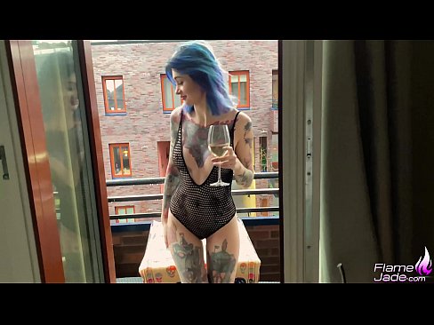 ❤️ Hiiglaslik tüdruk imeb neeluga ja keppib kirglikult vaba taeva all ️❌ Pornovideo at us ❤